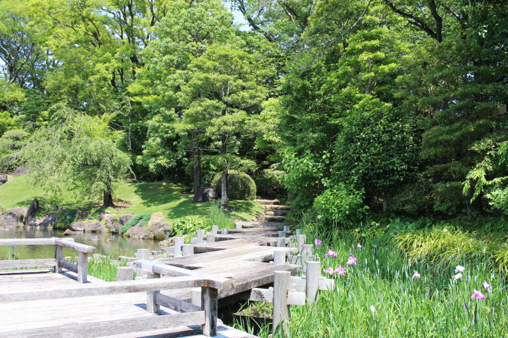 紅葉山庭園「里の庭」