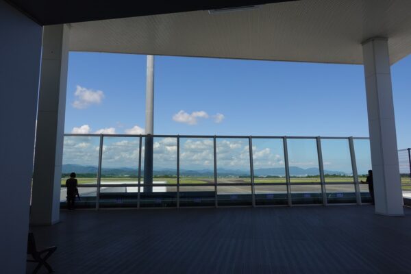 富士山静岡空港の展望デッキ